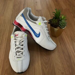 NIKE SHOX CONUNDRUM SI DELIVER White/Pink/Blue